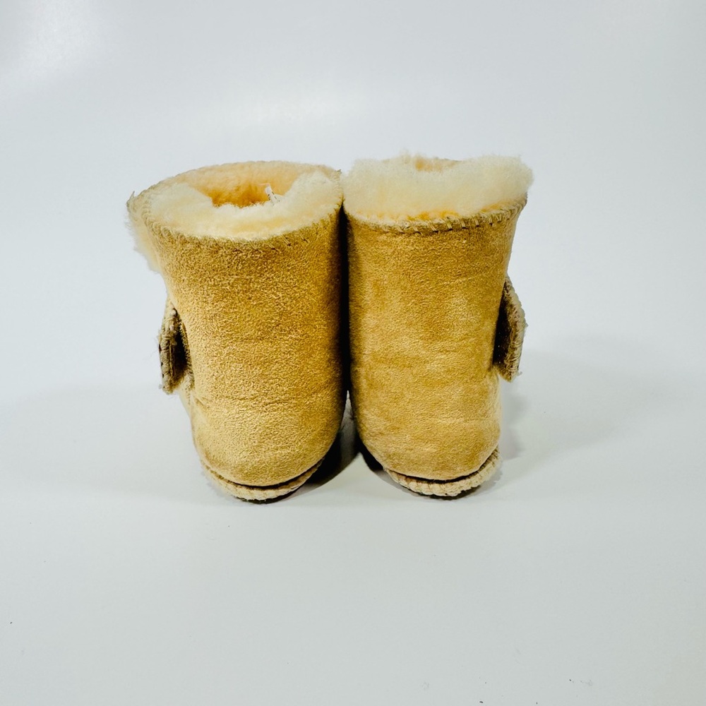 UGG Australia Baby Booties – Soft Sheepskin Comfort with Leather Upper & Outsole - Picture 5 of 14
